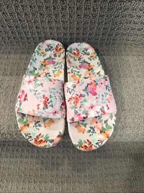 Ardene Floral Pink Slide Sandals